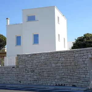 la-finestra-sul-mare-bari.barihotels.org/